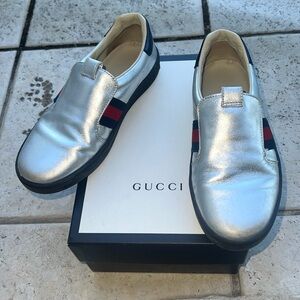 Auth GUCCI Kids Silver Leather Shoes 33 Little Boy